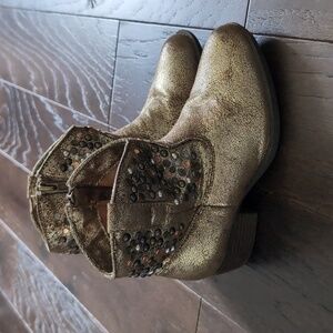 Frye Deborah studded girls bootie